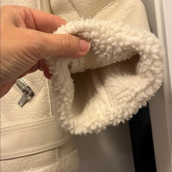 Zara Cream Teddy Jacket - Picture 8 of 9
